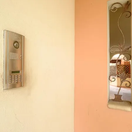 Appartement Luminoso Bilocale Con Veranda A Olbia