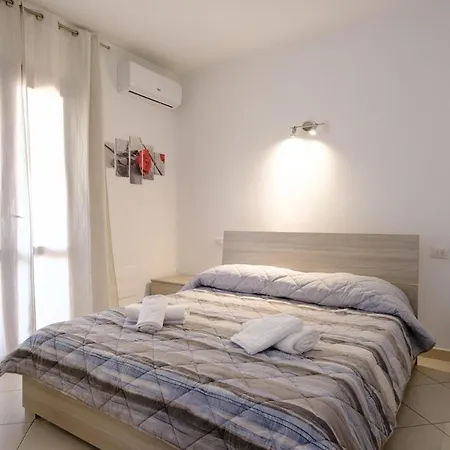 Appartement Luminoso Bilocale Con Veranda A